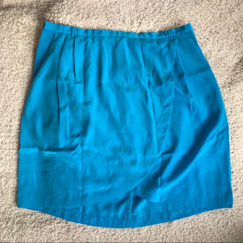H&M Turquoise Tulip Hem Woven Mini Skirt size 10